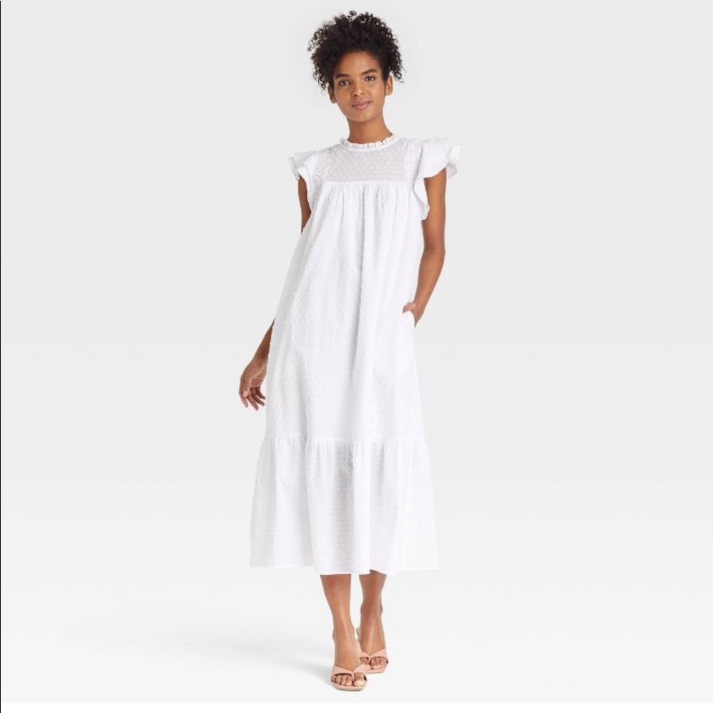 Who What Wear. Flutter sleeve shift dress. New condition. White. Size Large